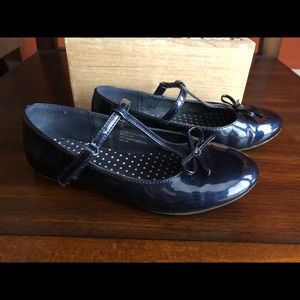 GIRLS Navy Patent Mary Jane Shoes